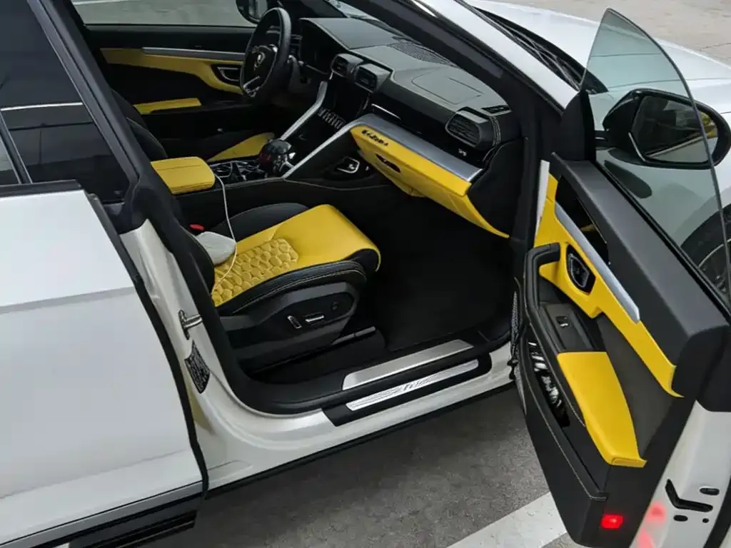 Lamborghini Urus 2021 из CN, фото 4