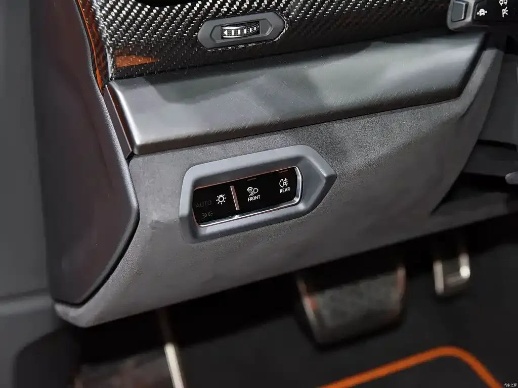 Lamborghini Urus 2021 из CN, фото 7