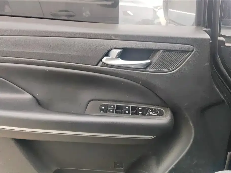 GAC Motor Trumpchi M6 2021 из CN, фото 5