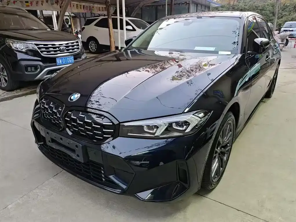BMW 3 Series 2024 из CN, фото 1
