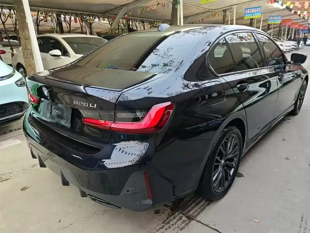 BMW 3 Series 2024 из CN, фото 3