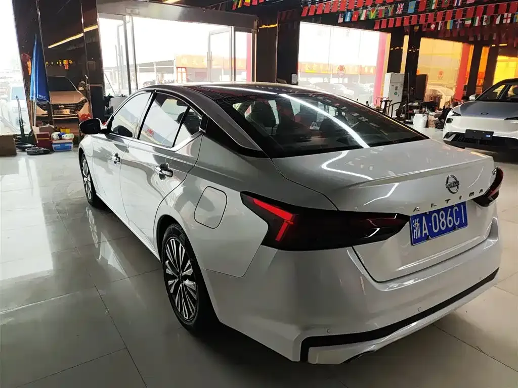 Nissan Teana 2023 из CN, фото 5