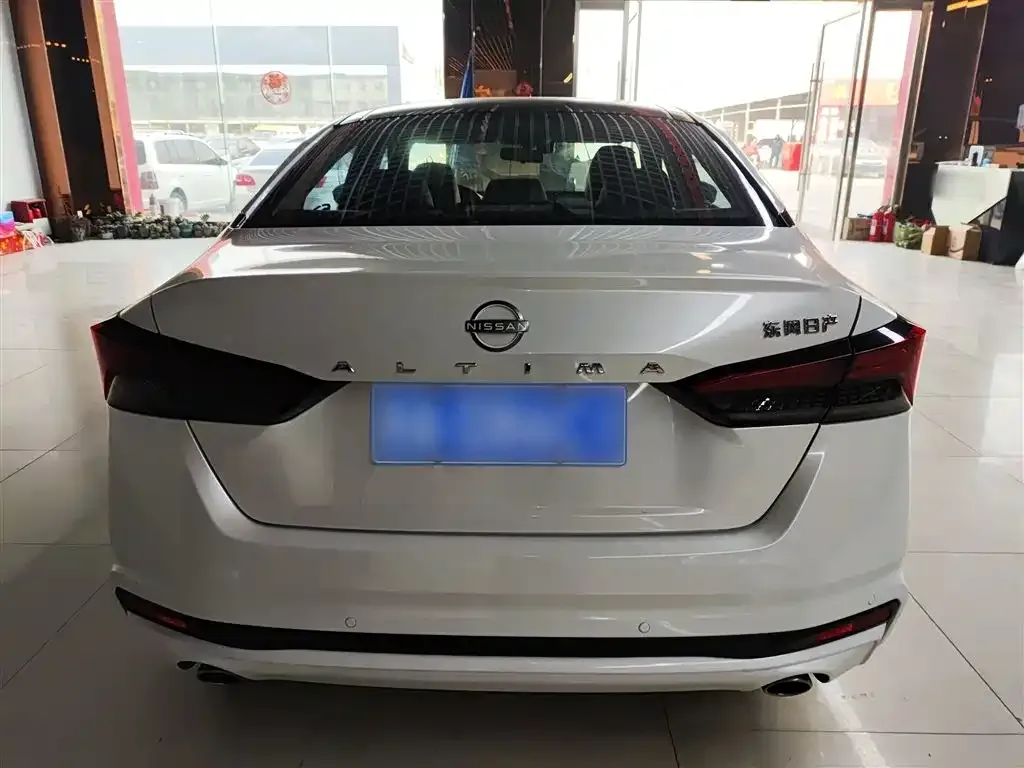 Nissan Teana 2023 из CN, фото 4