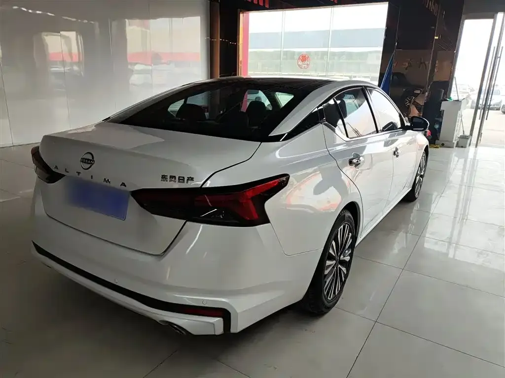 Nissan Teana 2023 из CN, фото 7