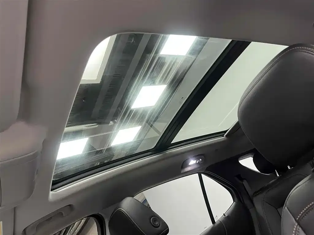 Chevrolet Equinox 2023 из CN, фото 3