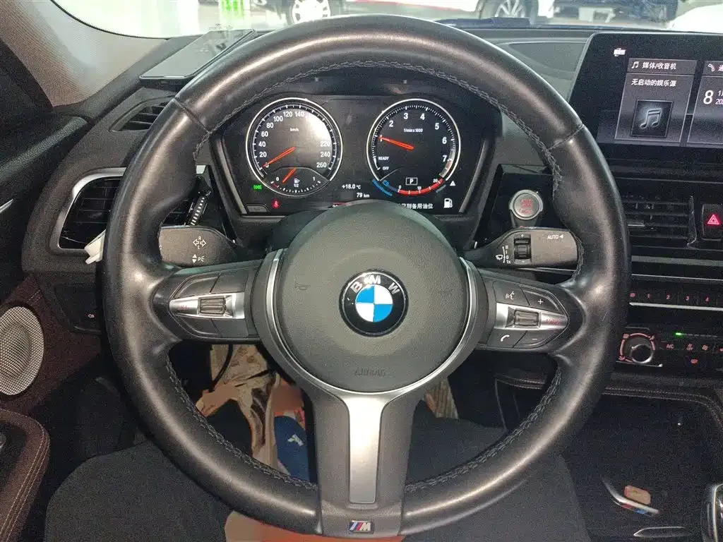 BMW 1 Series 2021 из CN, фото 6