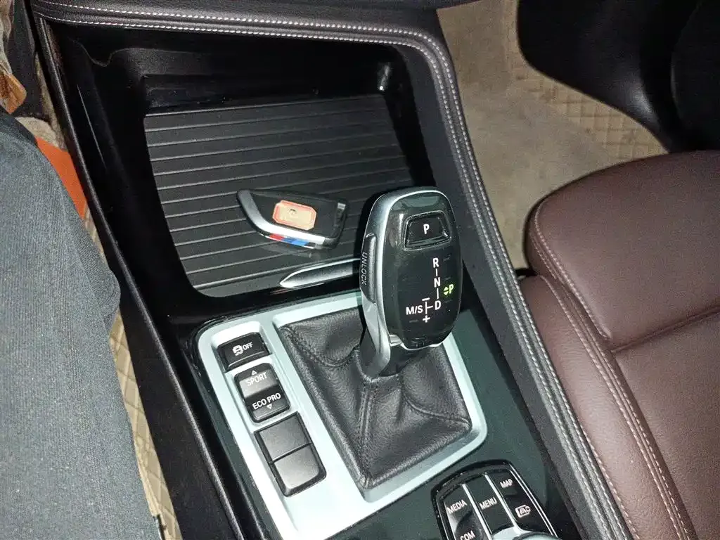BMW 1 Series 2021 из CN, фото 3