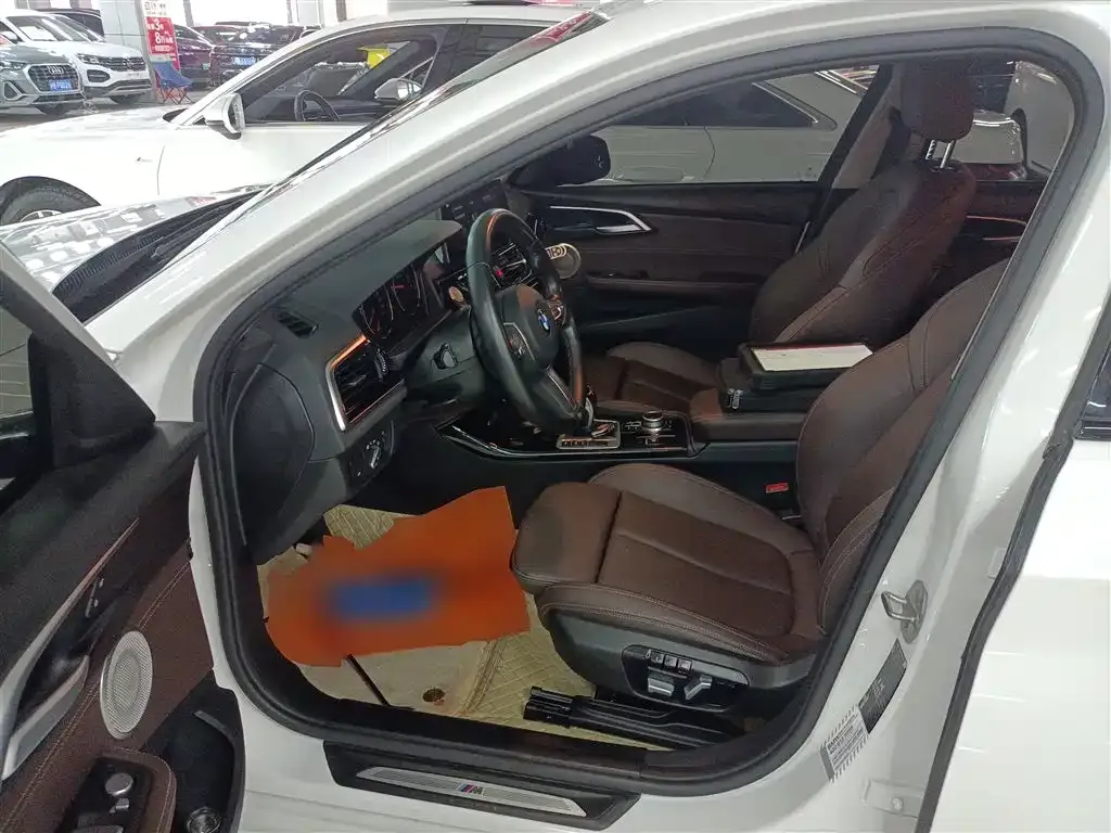 BMW 1 Series 2021 из CN, фото 4