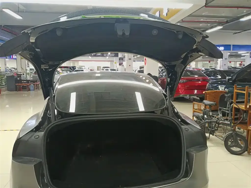 Tesla Model 3 2024 из CN, фото 8