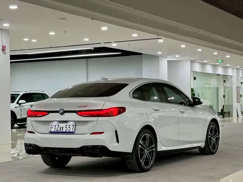 BMW 2 Series (Import) 2022 из CN, фото 2