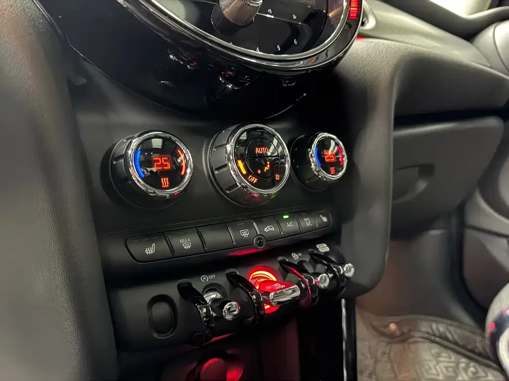 MINI Cooper (3-door) 2022 из CN, фото 6