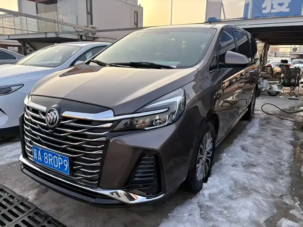 Buick GL8 2023 из CN, фото 1