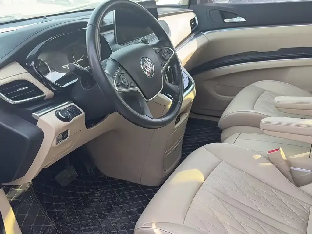 Buick GL8 2023 из CN, фото 7