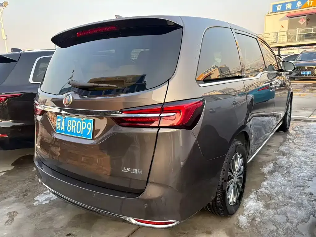 Buick GL8 2023 из CN, фото 5