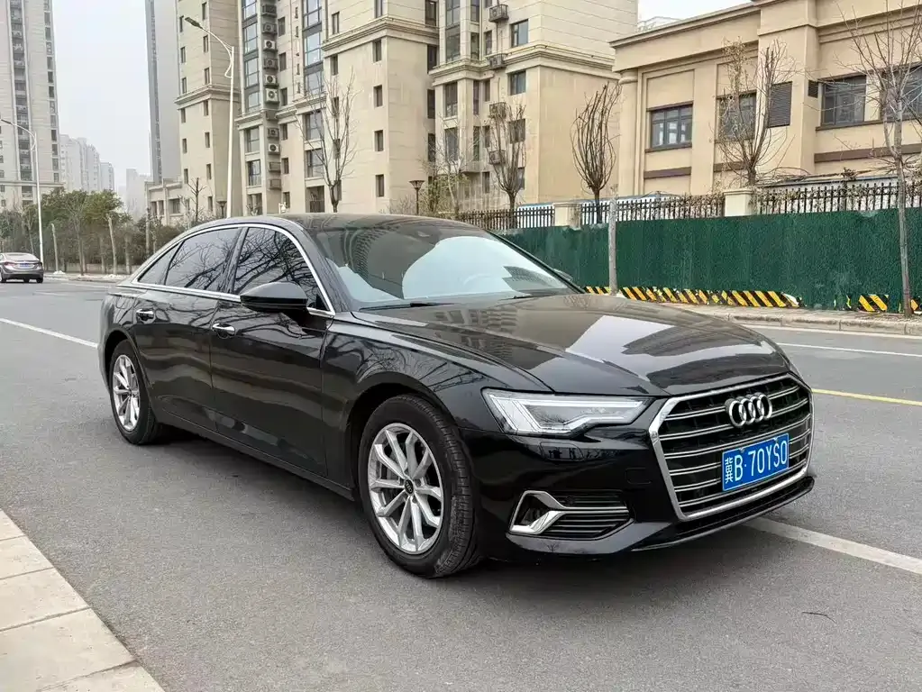 Audi A6L 2023 из CN, фото 4