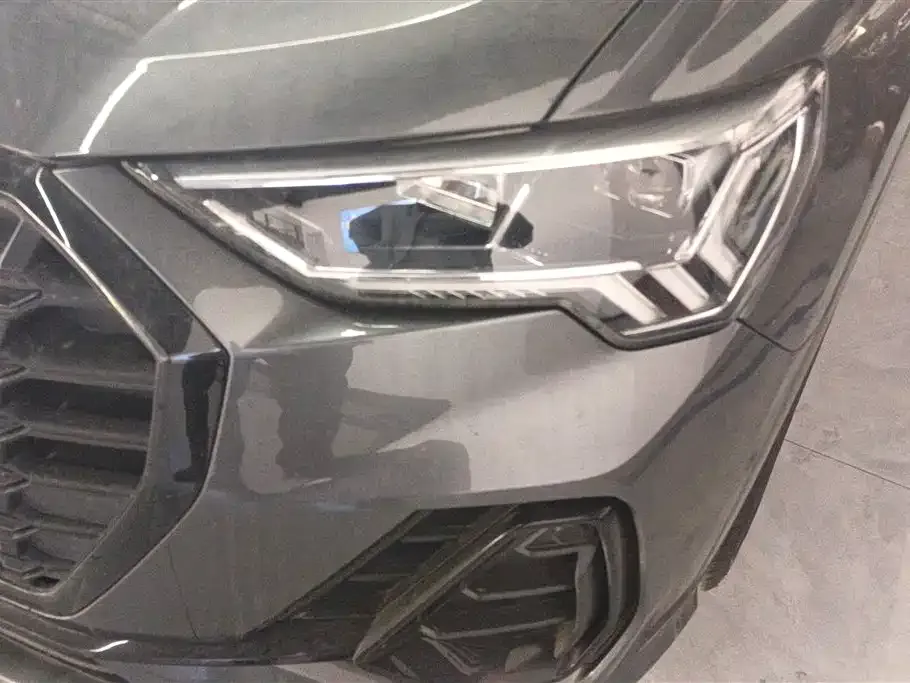 Audi Q3 2021 из CN, фото 3