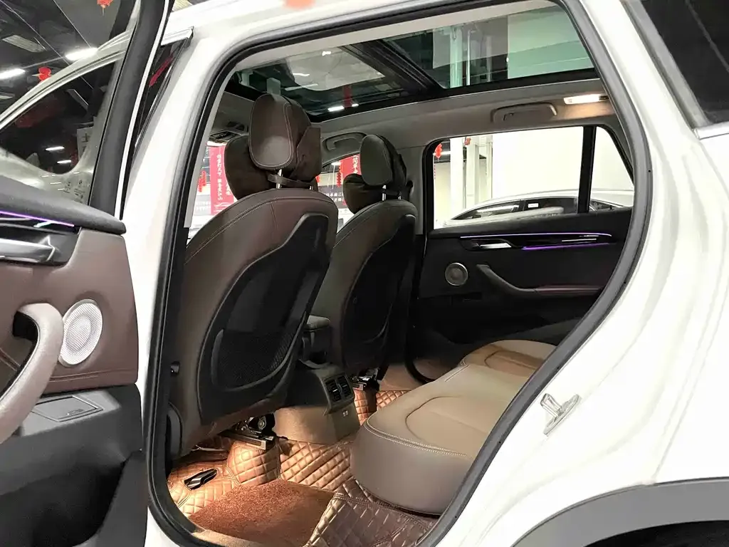 BMW X1 2022 из CN, фото 3