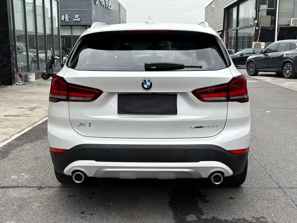BMW X1 — фото 3