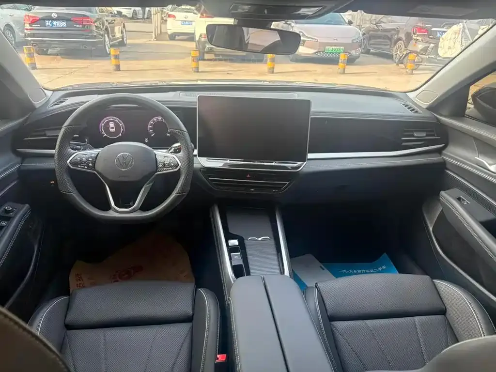 Volkswagen Passat 2025 из CN, фото 6