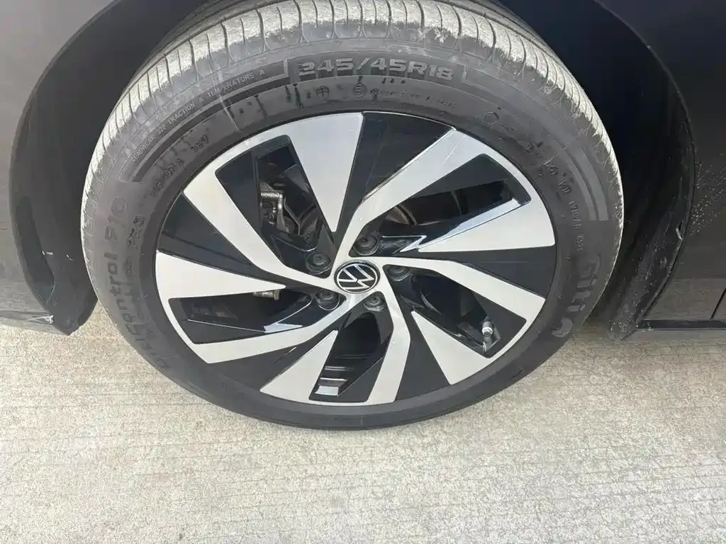 Volkswagen Passat 2025 из CN, фото 5