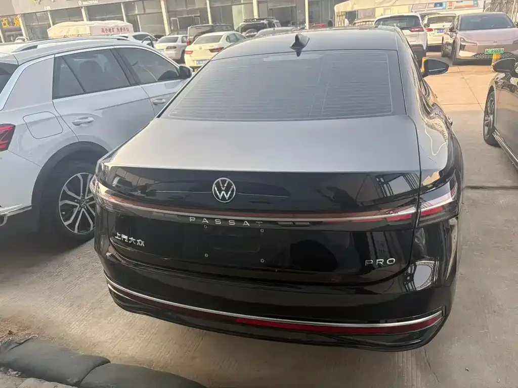 Volkswagen Passat 2025 из CN, фото 2