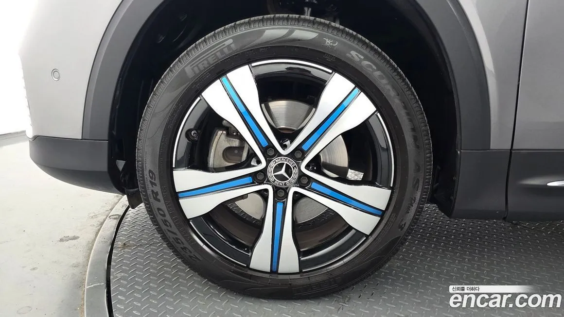 Mercedes-Benz EQB 2023 из KR, фото 9