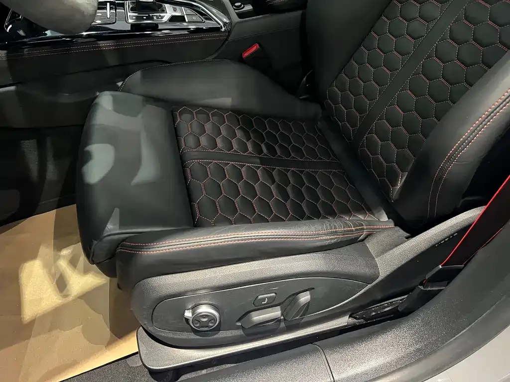 Audi RS 5 2023 из CN, фото 4