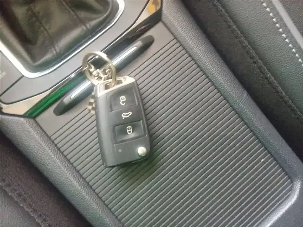 Volkswagen Sagitar 2021 из CN, фото 5
