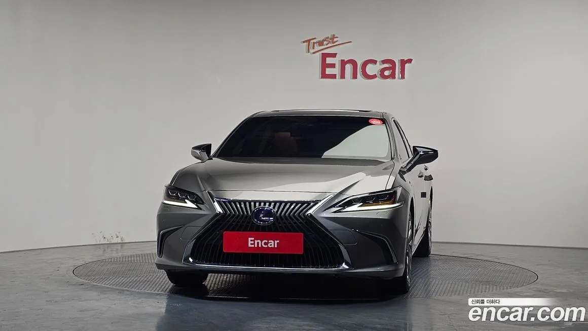 Lexus ES 2021 из KR, фото 2