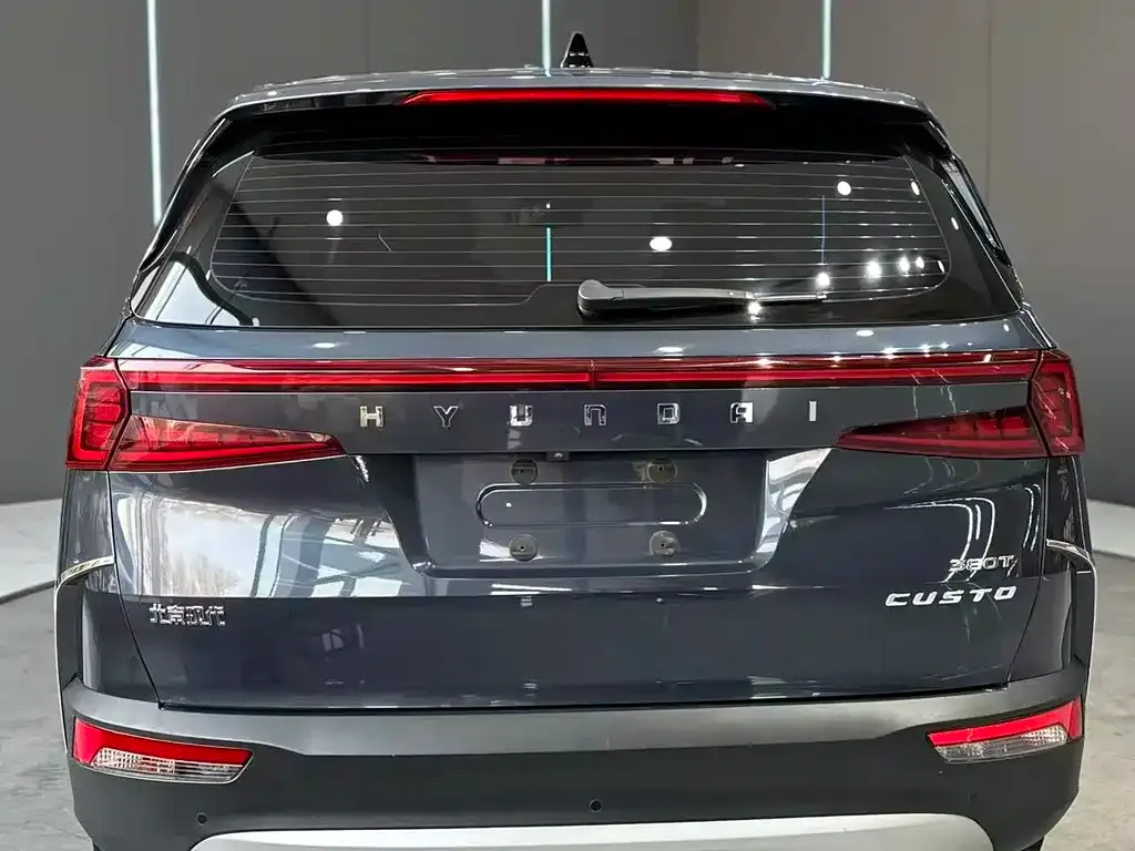 Hyundai Custo — фото 4