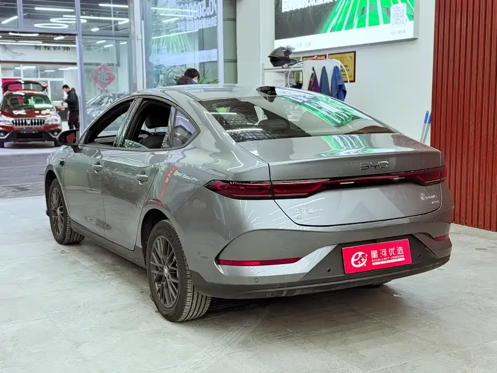 BYD Qin PLUS — фото 10