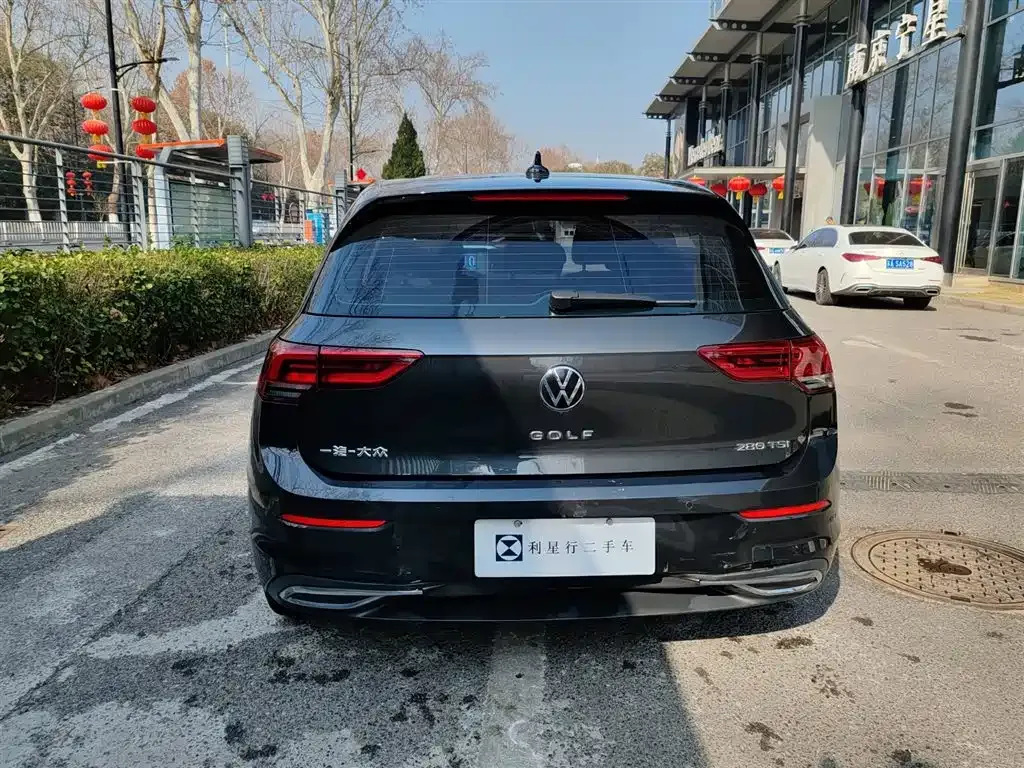 Volkswagen Golf 2024 из CN, фото 7