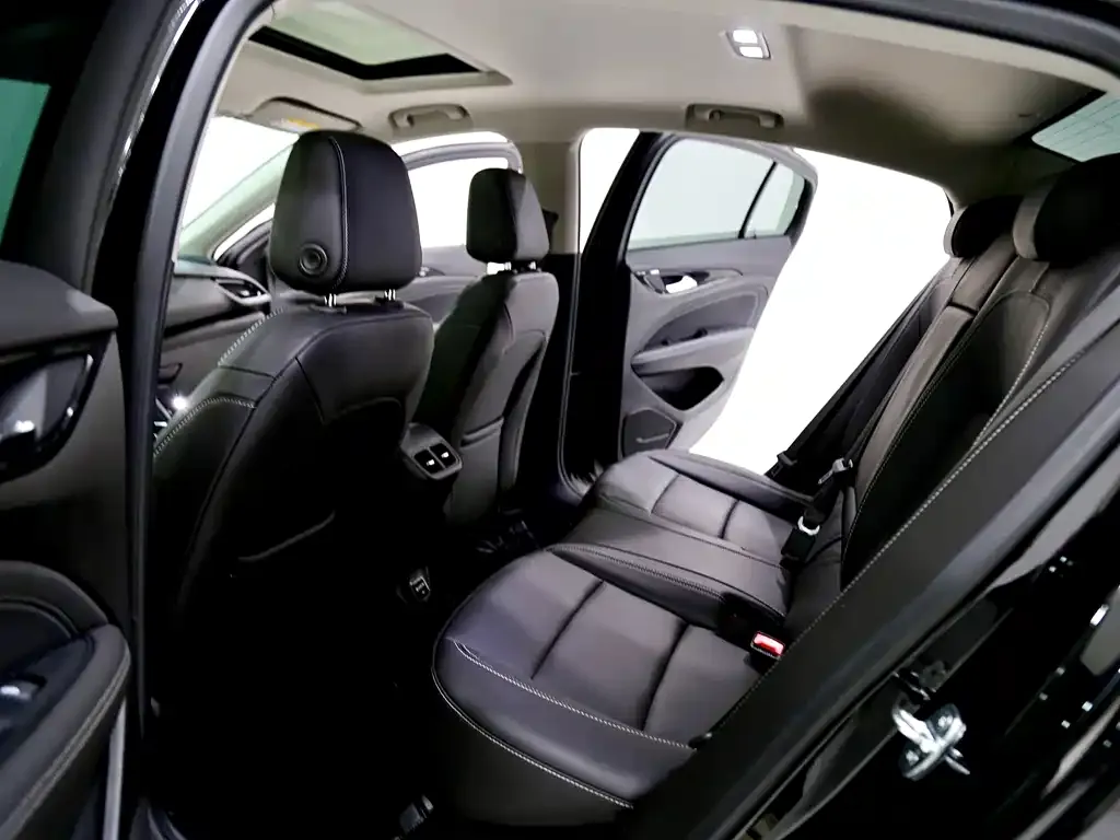 Buick Regal 2024 из CN, фото 6