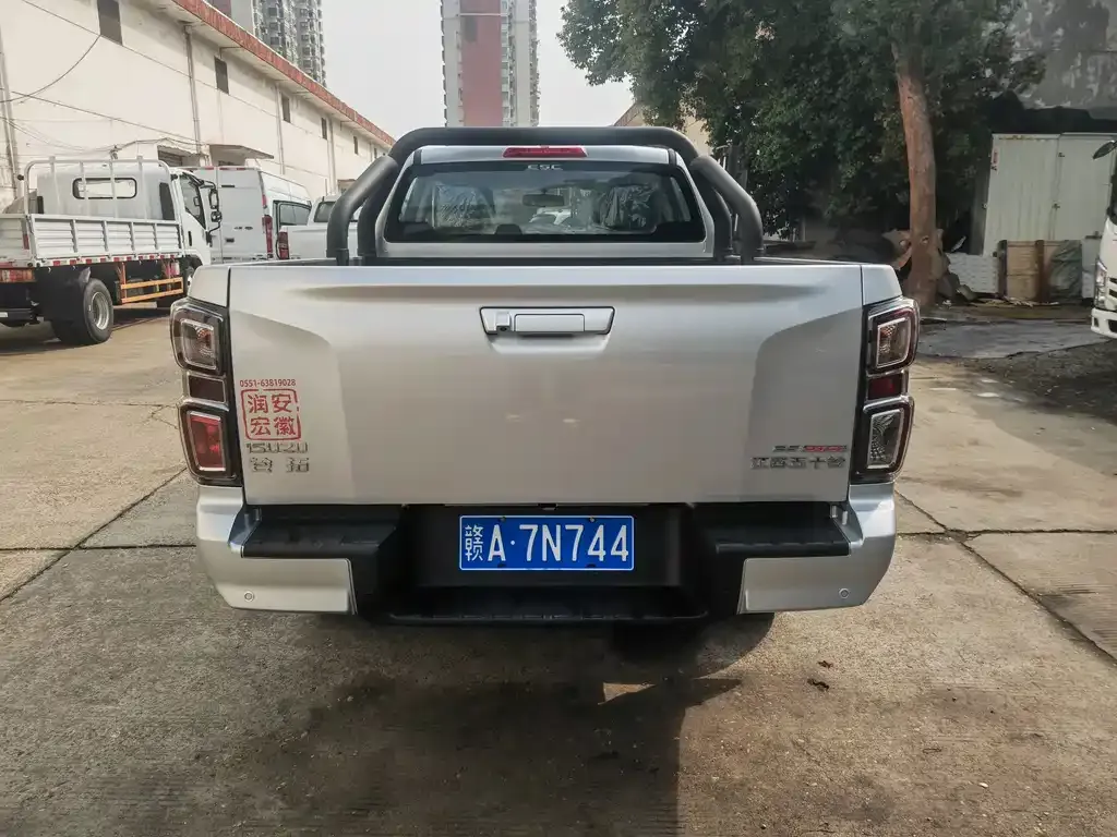 Isuzu Lingtuo 2026 из CN, фото 9
