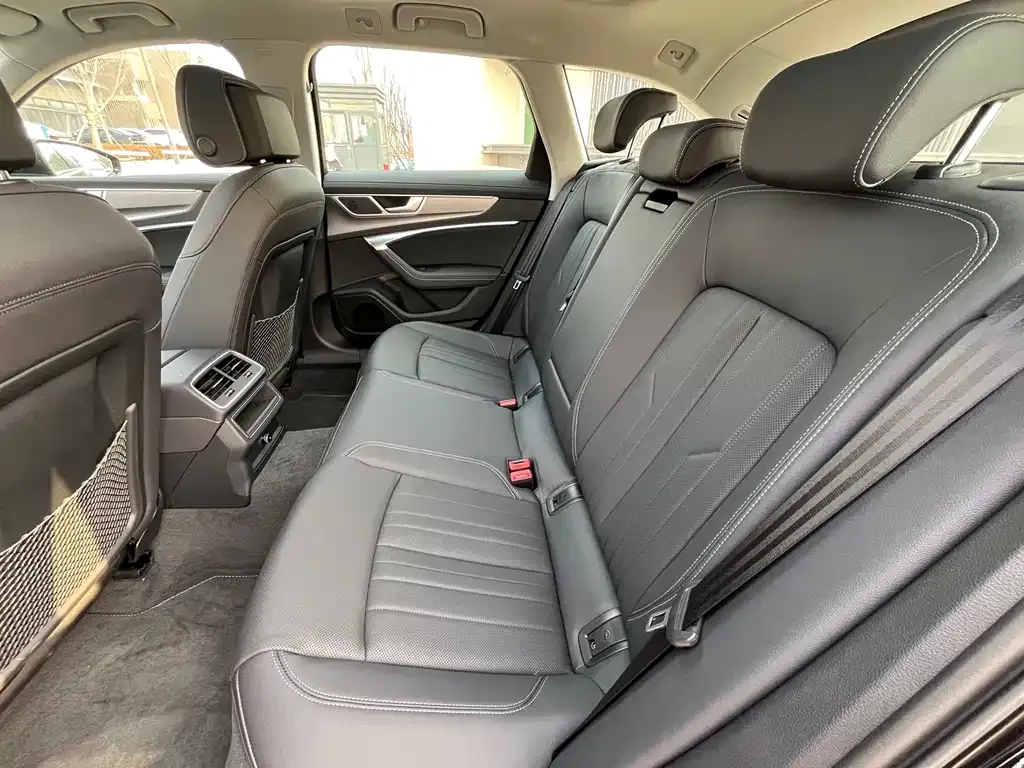 Audi A6 (Import) 2025 из CN, фото 8