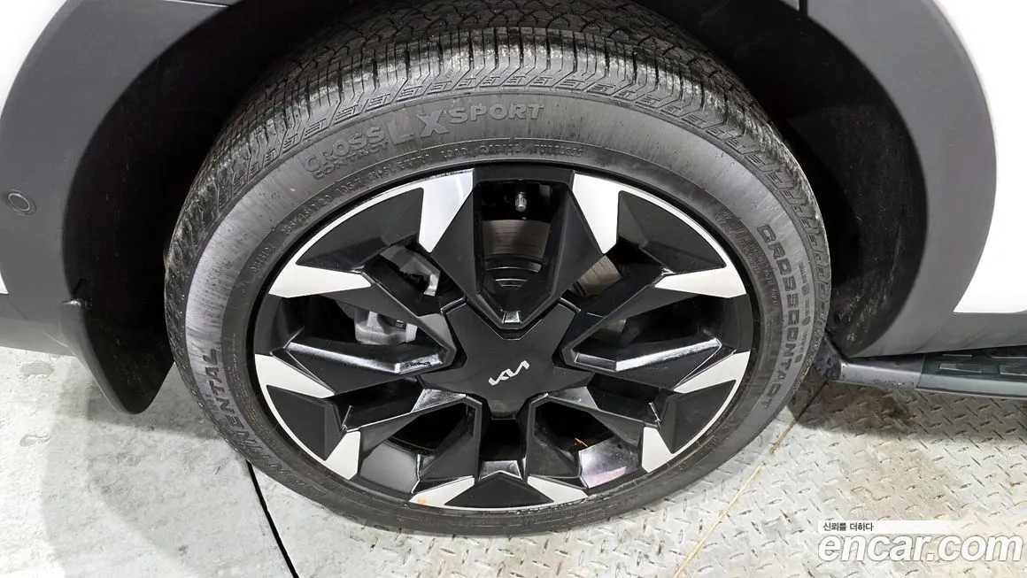 Kia Sorento — фото 7
