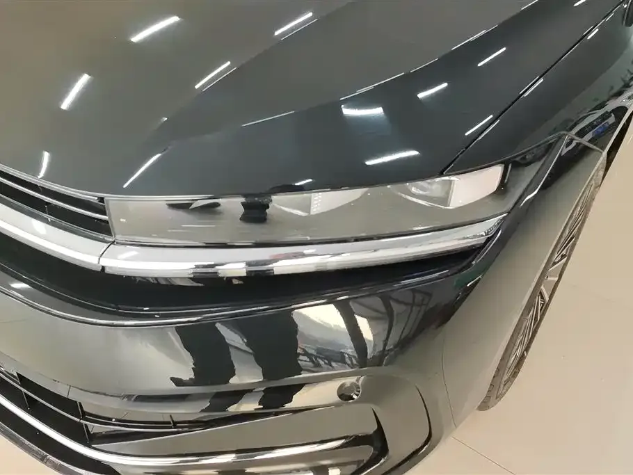 Volkswagen Magotan 2025 из CN, фото 4