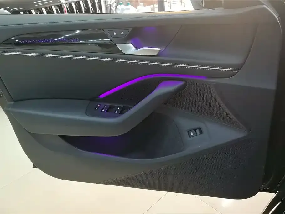 Volkswagen Magotan 2025 из CN, фото 3