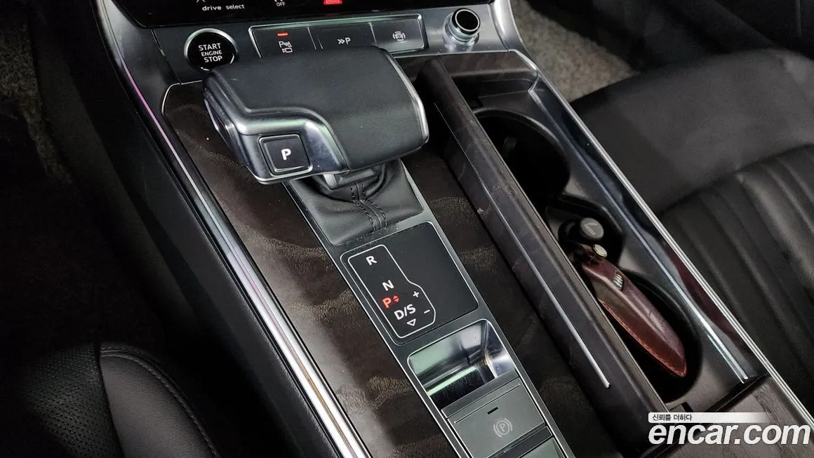 Audi A6 — фото 10