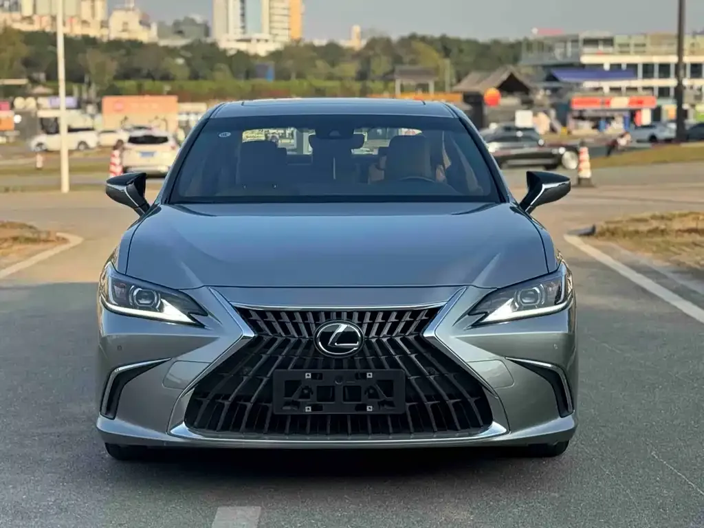 Lexus ES 2023 из CN, фото 5