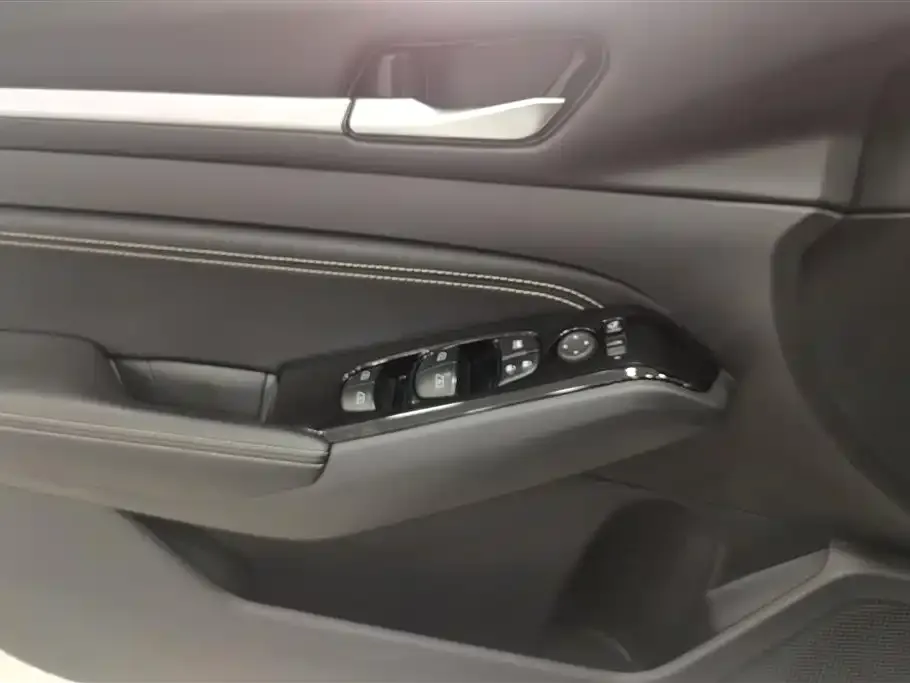 Nissan Teana 2023 из CN, фото 2