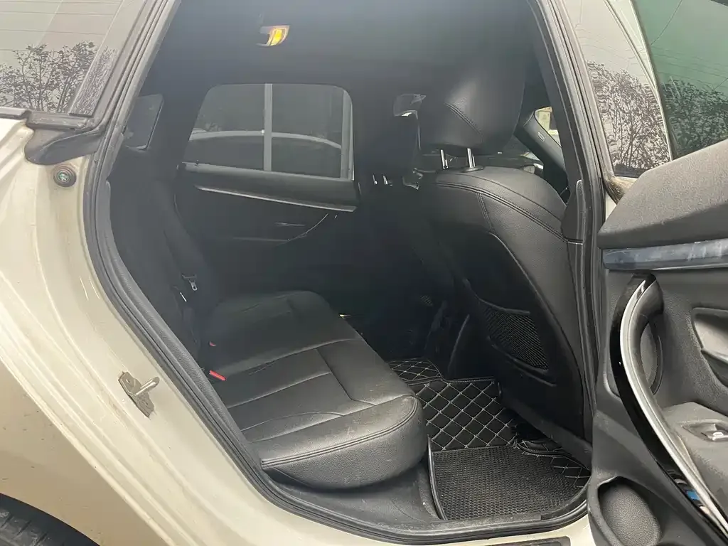 BMW 3 Series GT 2021 из CN, фото 3