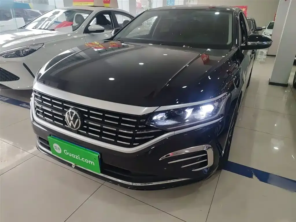 Volkswagen Passat 2023 из CN, фото 1