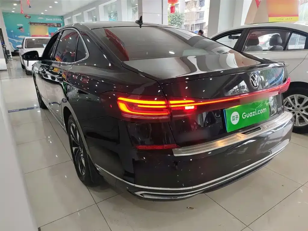 Volkswagen Passat 2023 из CN, фото 7