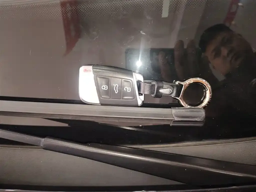 Volkswagen Passat 2023 из CN, фото 4