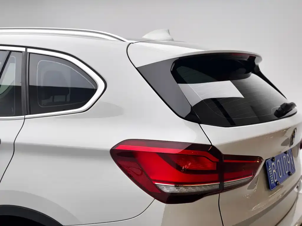 BMW X1 2022 из CN, фото 3