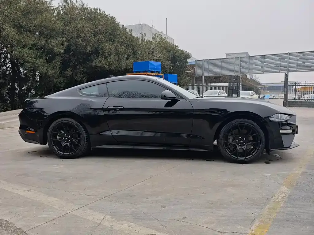Ford Mustang 2022 из CN, фото 4