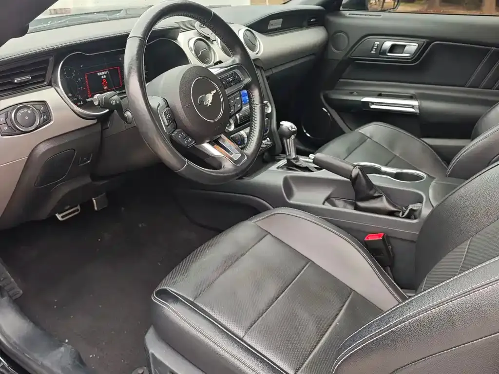 Ford Mustang 2022 из CN, фото 6