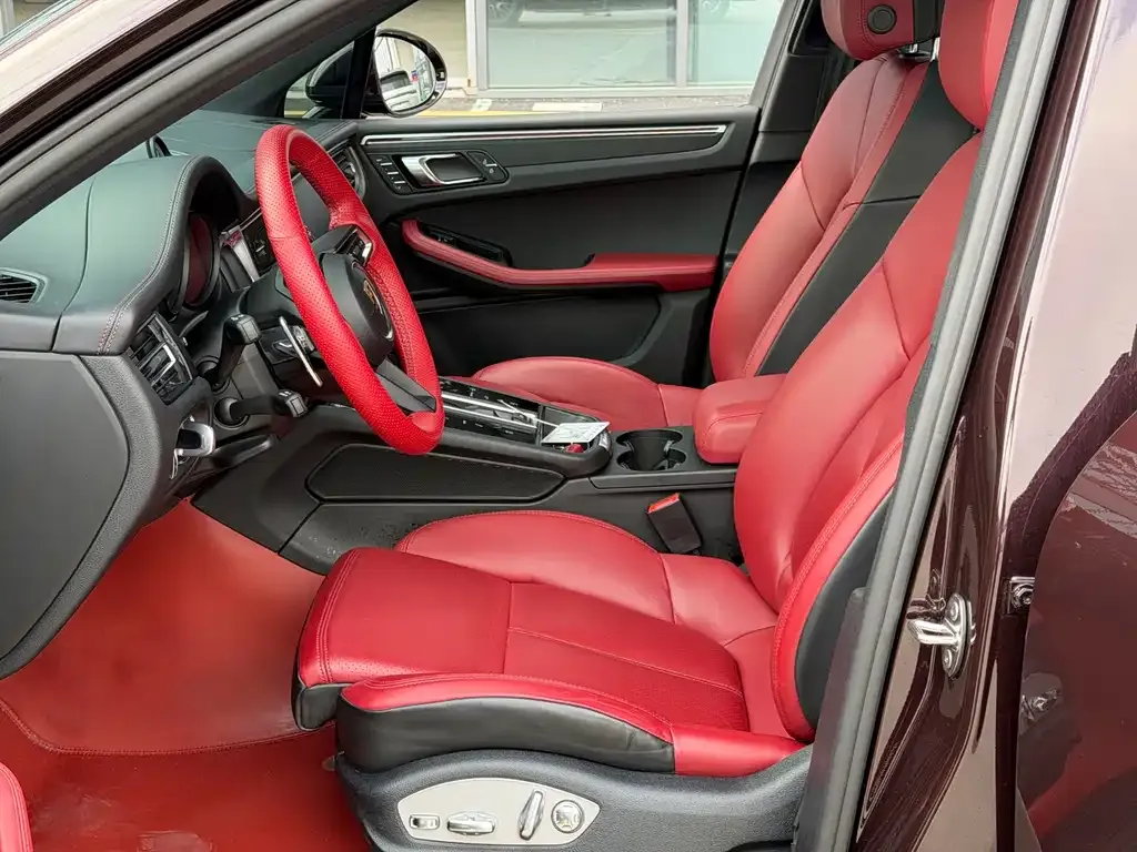 Porsche Macan 2024 из CN, фото 7