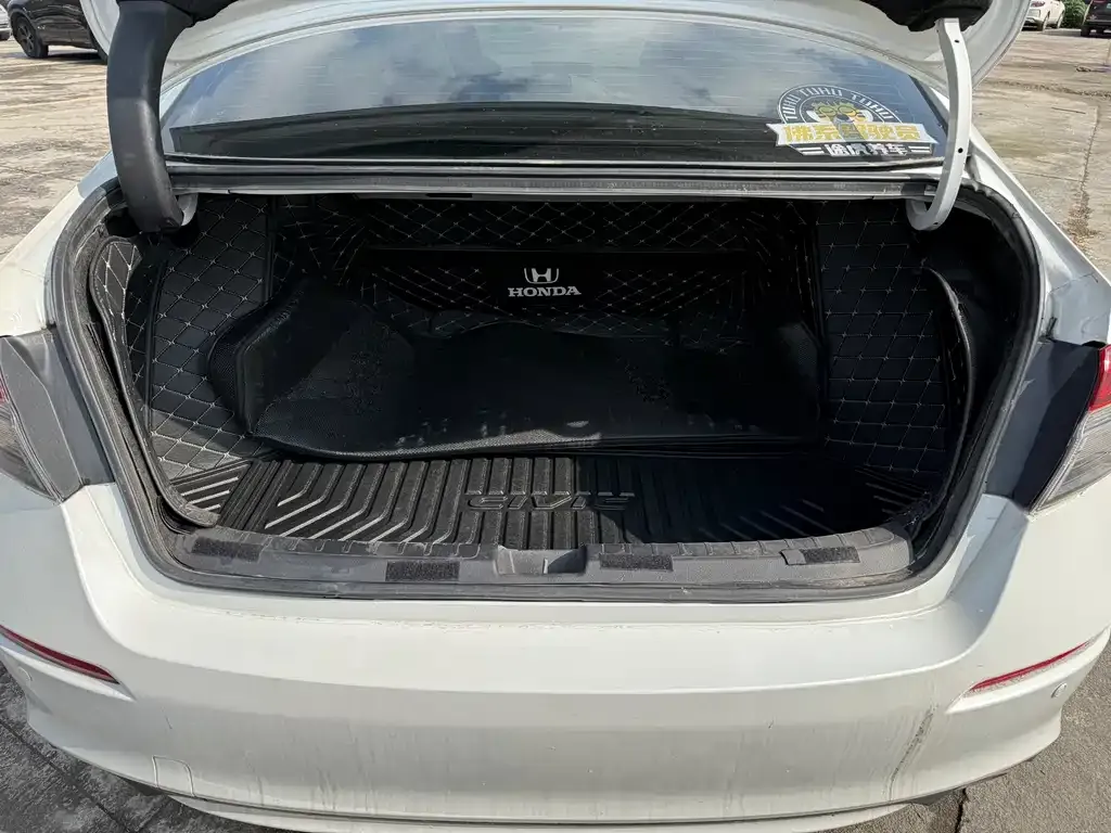 Honda Civic 2022 из CN, фото 9